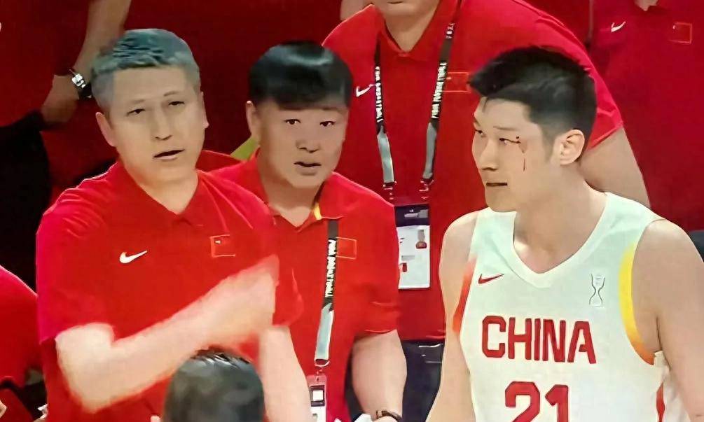 关于Rookie在美国队比赛中出色防守，挺进下一轮引发热议！的信息