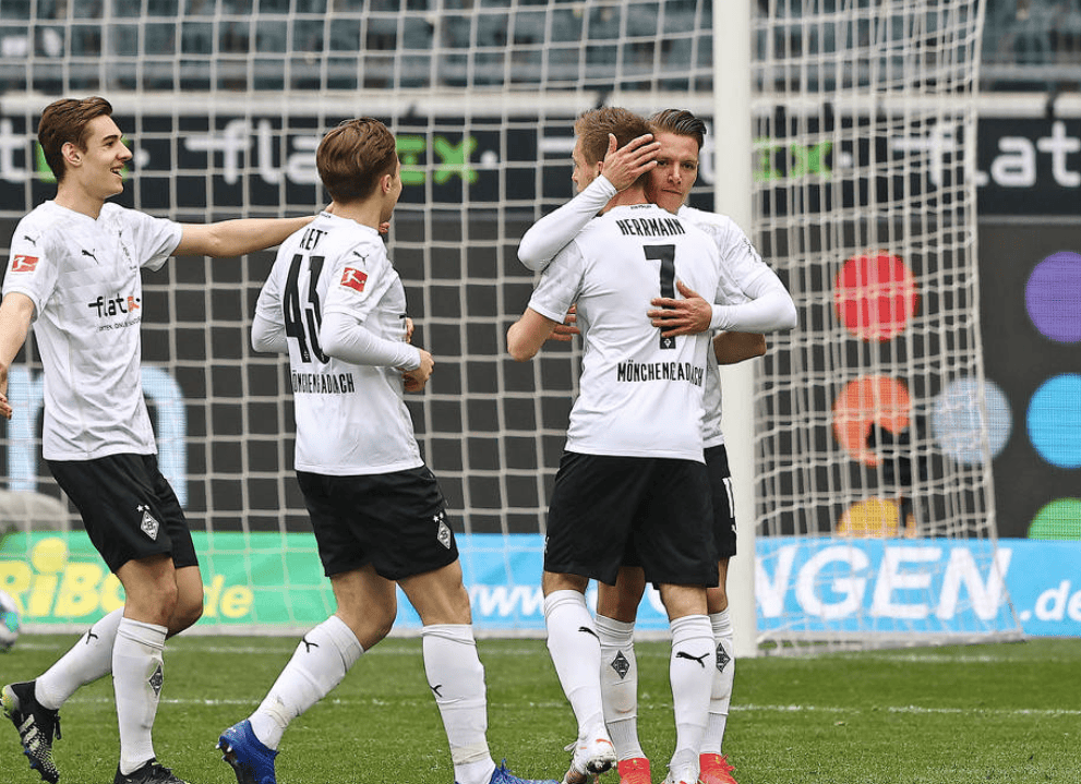 九游一站式平台包含国际比赛日体能课后，门兴格拉德巴赫临场应变备战法甲，更衣室稳定，训练强度明显提升的词条